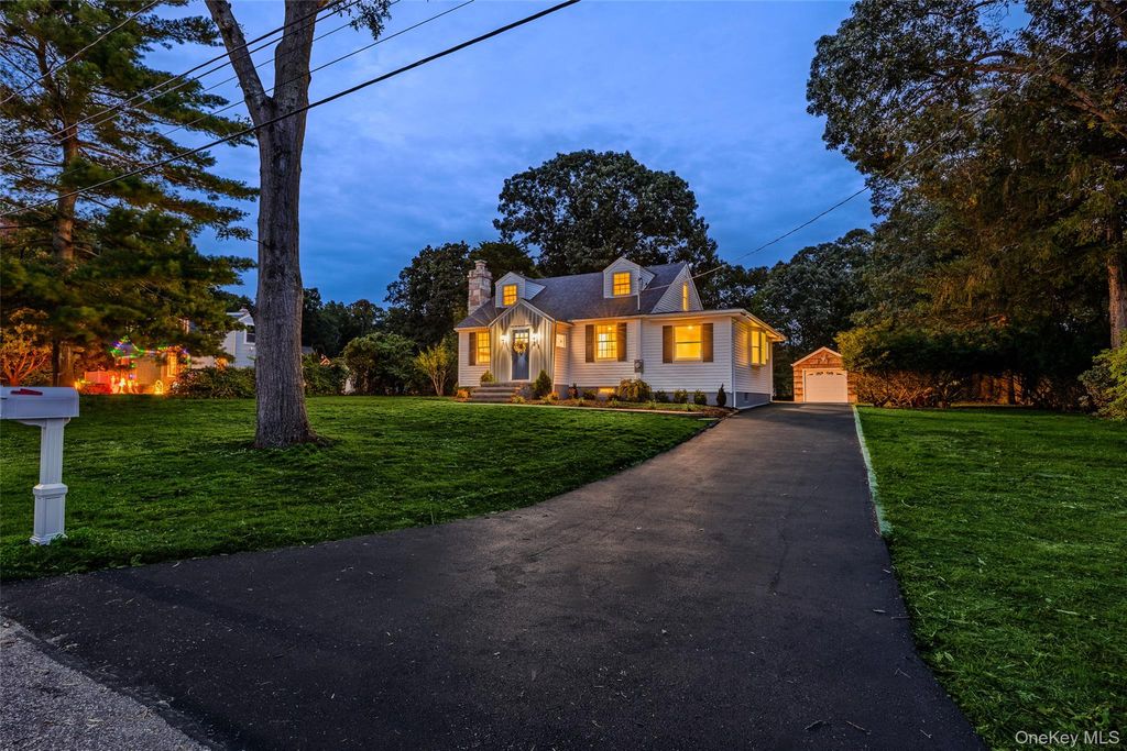 23 Hillcrest Drive, Smithtown, NY 11787 — photo 3