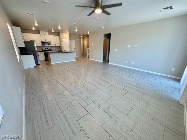 6623 Palmer Crest Street, North Las Vegas, NV 89086