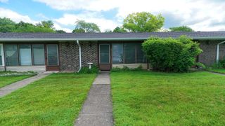 7415 Clarendon Court 69, Fox Lake, IL 60020
