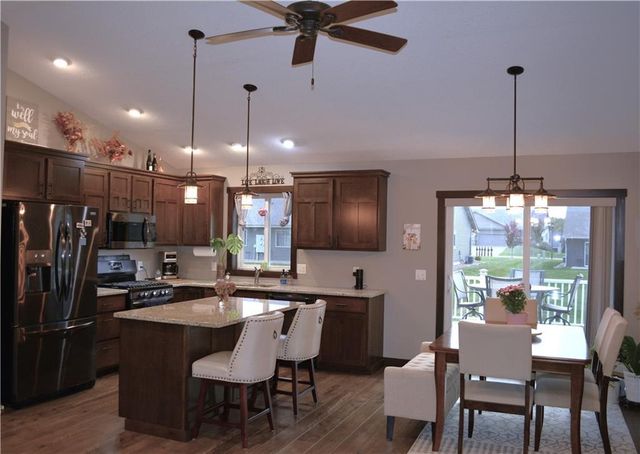 1642 Beaver Way, New Richmond, WI 54017