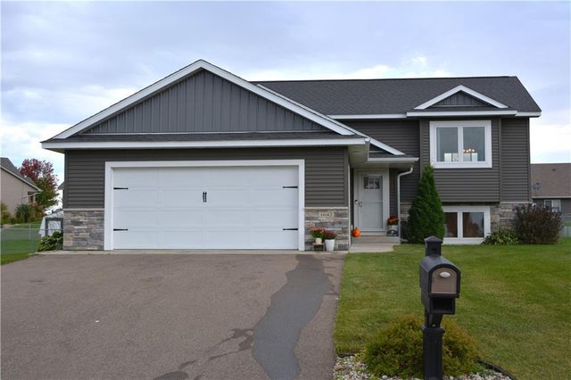 1642 Beaver Way, New Richmond, WI 54017