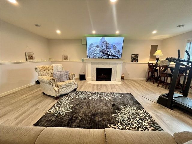 1642 Beaver Way, New Richmond, WI 54017