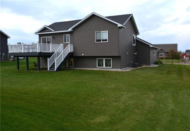 1642 Beaver Way, New Richmond, WI 54017