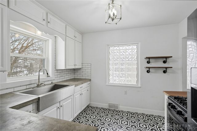 1507 Crescent Boulevard, Kettering, OH 45409