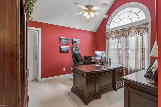 500 Meherrin RN, Yorktown, VA 23693