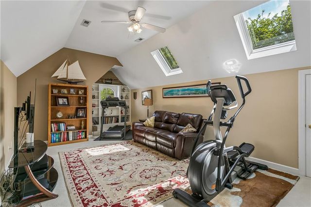 500 Meherrin RN, Yorktown, VA 23693