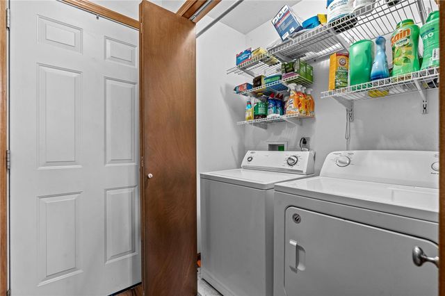 3984 Morningside Circle, Moorefield Twp, OH 45502
