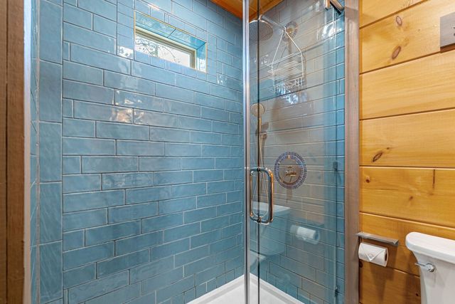 1012 Ravens Ford Way, Sevierville, TN 37876