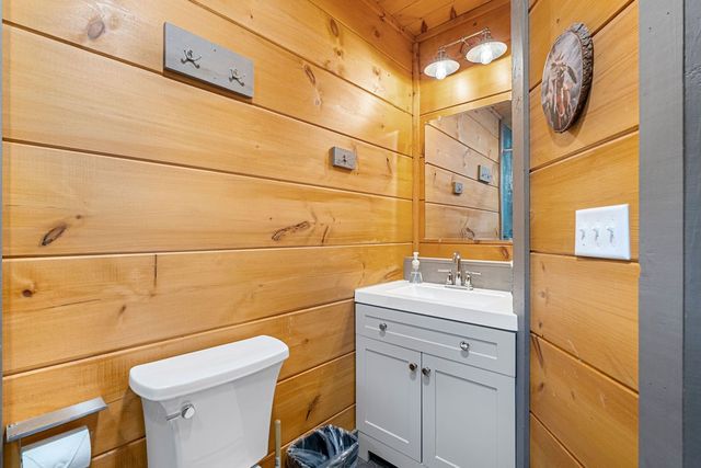 1012 Ravens Ford Way, Sevierville, TN 37876