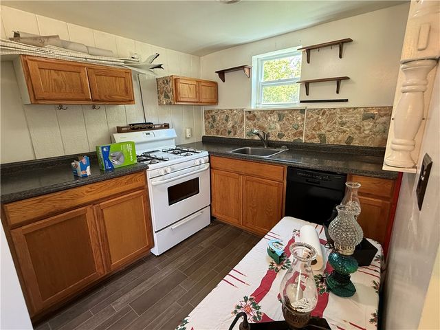144 Scott Rd, Menallen Twp, PA 15468