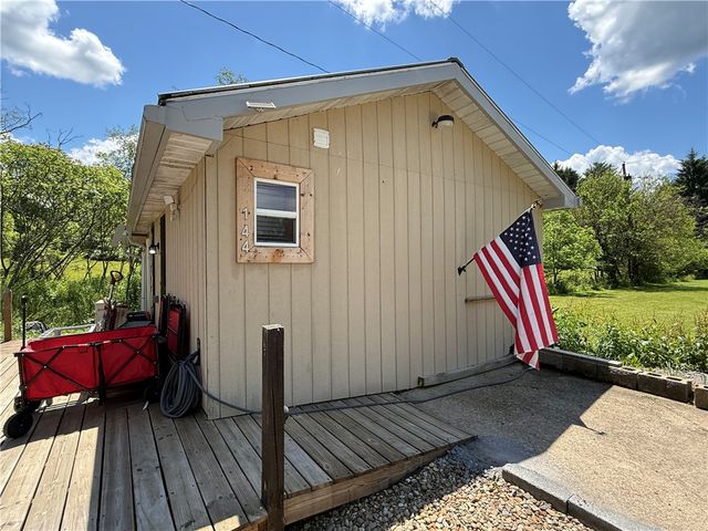 144 Scott Rd, Menallen Twp, PA 15468