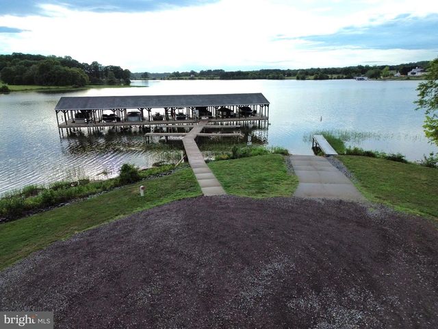 8303 ZACHARY TAYLOR HWY, Mineral, VA 23117