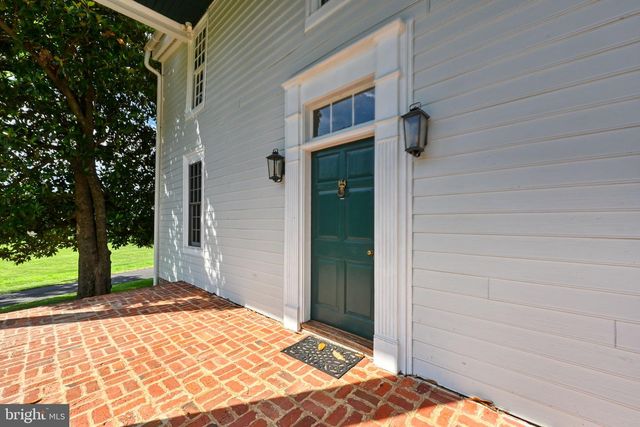 8303 ZACHARY TAYLOR HWY, Mineral, VA 23117