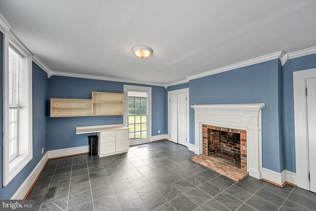 8303 ZACHARY TAYLOR HWY, Mineral, VA 23117