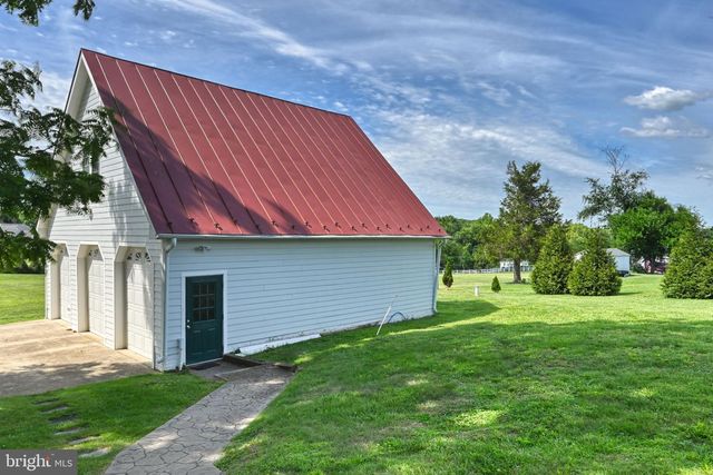 8303 ZACHARY TAYLOR HWY, Mineral, VA 23117
