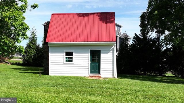 8303 ZACHARY TAYLOR HWY, Mineral, VA 23117