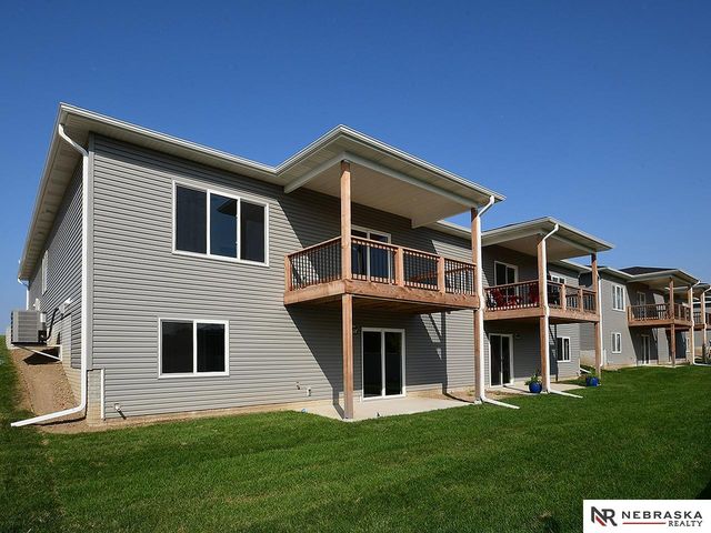 9433 Far Niente Lane, Lincoln, NE 68526