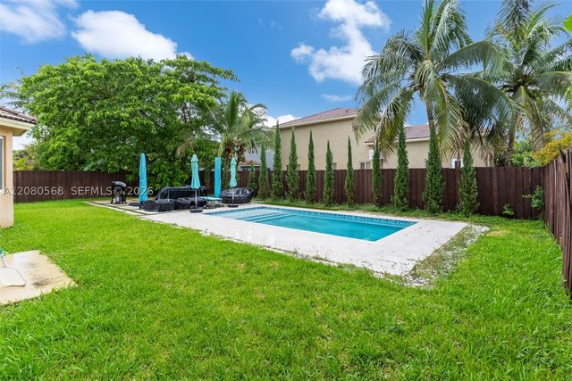 1922 SE 22nd Ct, Homestead, FL 33035