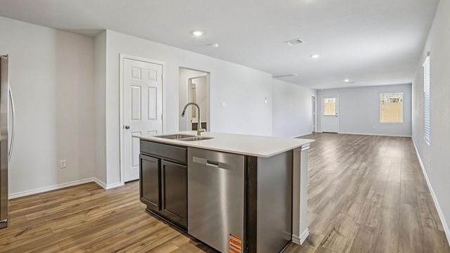 156 Wyatt WAY, Jarrell, TX 76537
