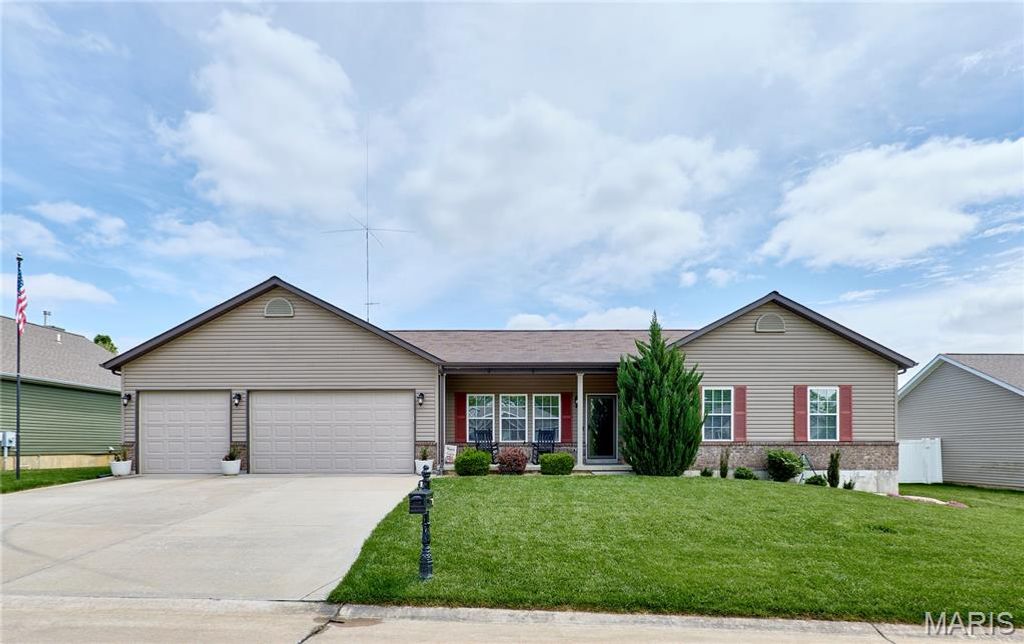 261 Rockport Drive, Troy, MO 63379
