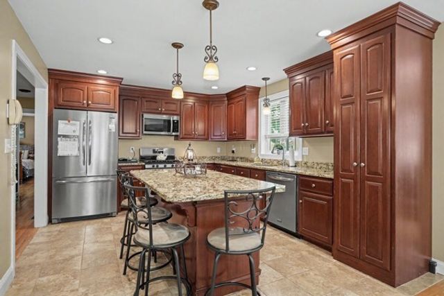 15 Fitz Terrace, Wilmington, MA 01887