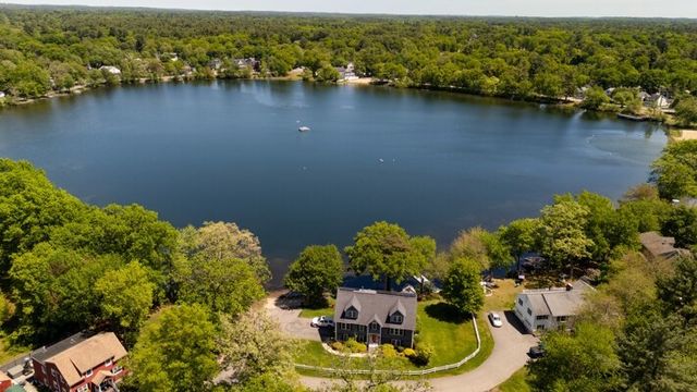 15 Fitz Terrace, Wilmington, MA 01887
