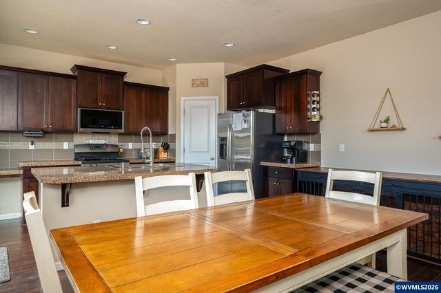 51192 SW Klompen St, Scappoose, OR 97056