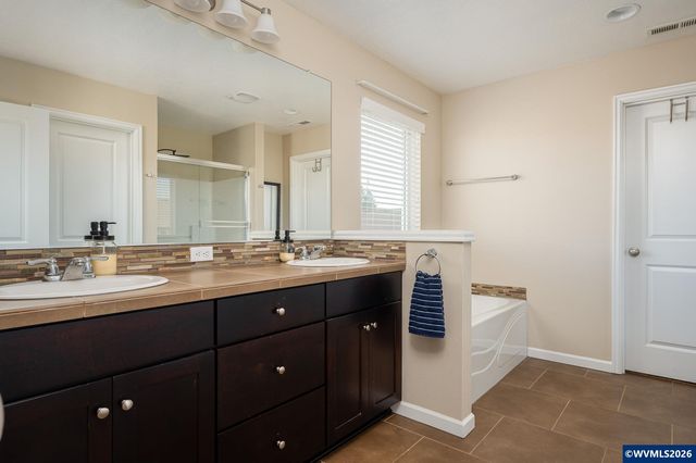 51192 SW Klompen St, Scappoose, OR 97056