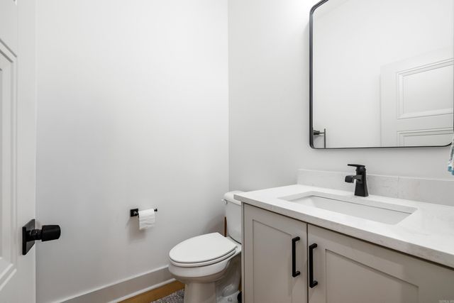 8028 N Shoreline Boulevard, Benton, AR 72019