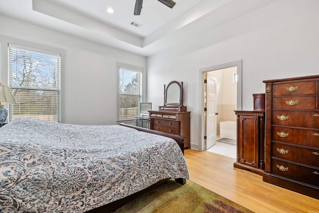 8028 N Shoreline Boulevard, Benton, AR 72019