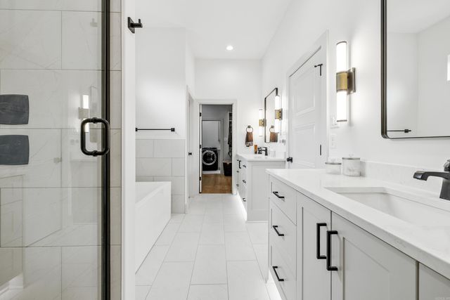 8028 N Shoreline Boulevard, Benton, AR 72019