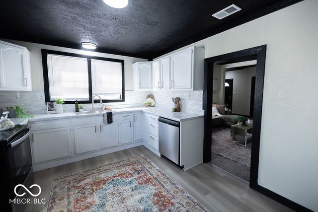 108 N Summit Street, Summitville, IN 46070