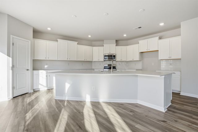 717 Hadley Place, Enoree, SC 29335