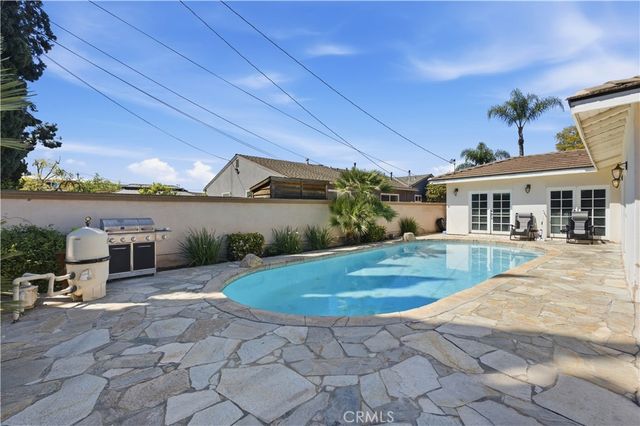 10802 Hasty, Downey, CA 90241