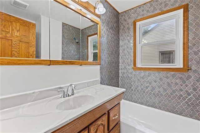 6318 Bellefontaine Avenue, Kansas City, MO 64132