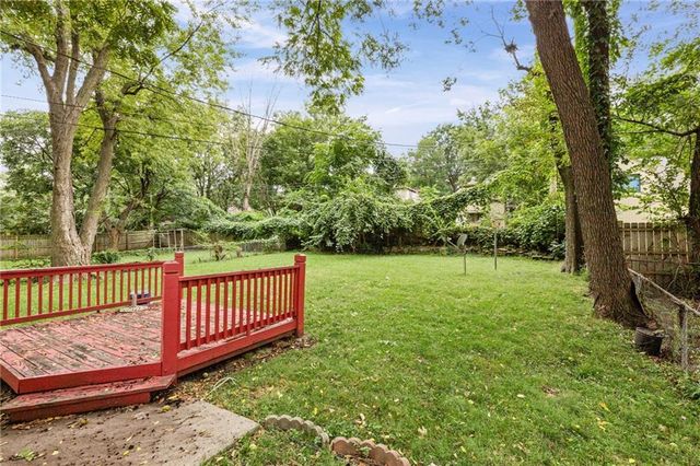6318 Bellefontaine Avenue, Kansas City, MO 64132