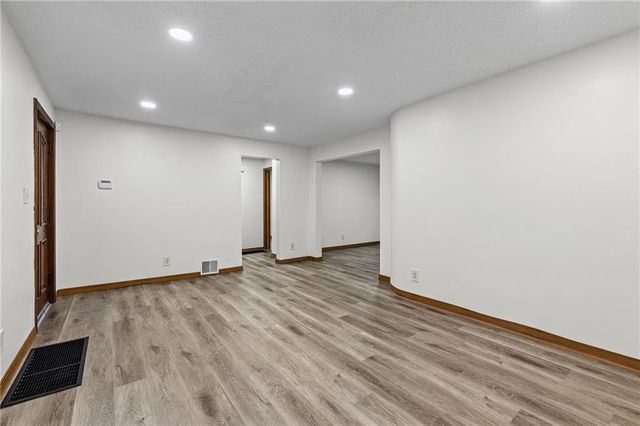 6318 Bellefontaine Avenue, Kansas City, MO 64132