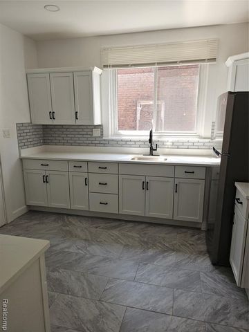 4081 Montgomery Street, Detroit, MI 48204