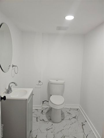 4081 Montgomery Street, Detroit, MI 48204