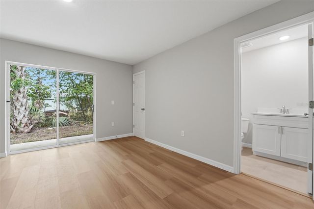 2107 SUANEE AVENUE, Eustis, FL 32726