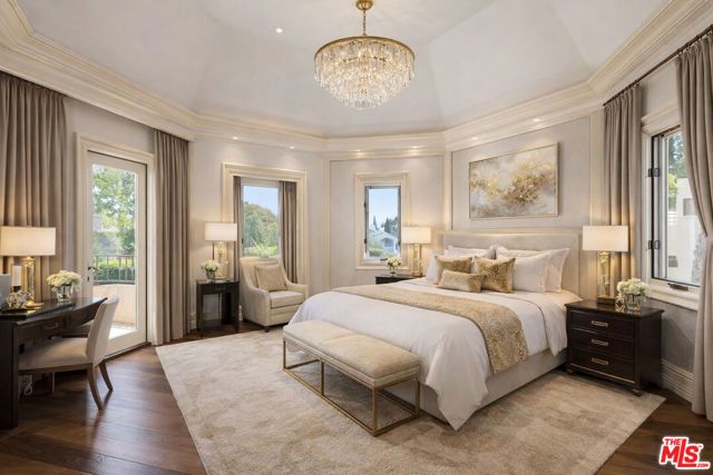 209 S Anita Avenue, Los Angeles, CA 90049