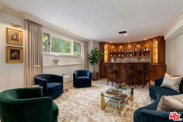 209 S Anita Avenue, Los Angeles, CA 90049