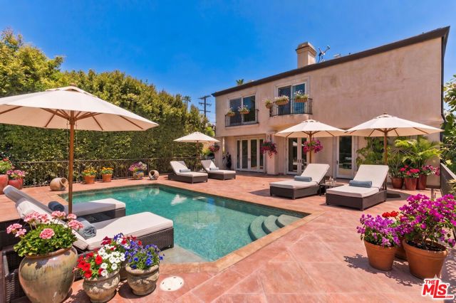 209 S Anita Avenue, Los Angeles, CA 90049