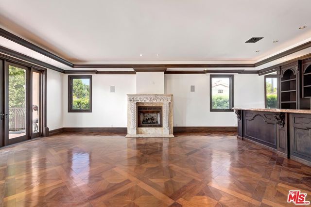 209 S Anita Avenue, Los Angeles, CA 90049