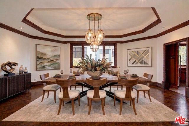 209 S Anita Avenue, Los Angeles, CA 90049