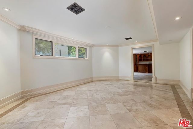 209 S Anita Avenue, Los Angeles, CA 90049