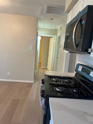 5125 Ricky Street, Houston, TX 77033