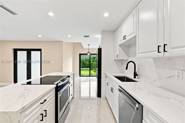 9939 W Atlantic Blvd 9939, Coral Springs, FL 33071