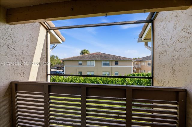 9939 W Atlantic Blvd 9939, Coral Springs, FL 33071