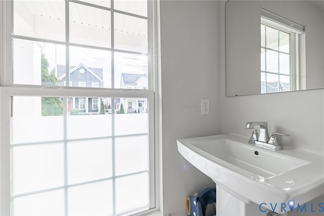 1669 Bilder Ct, Richmond, VA 23225